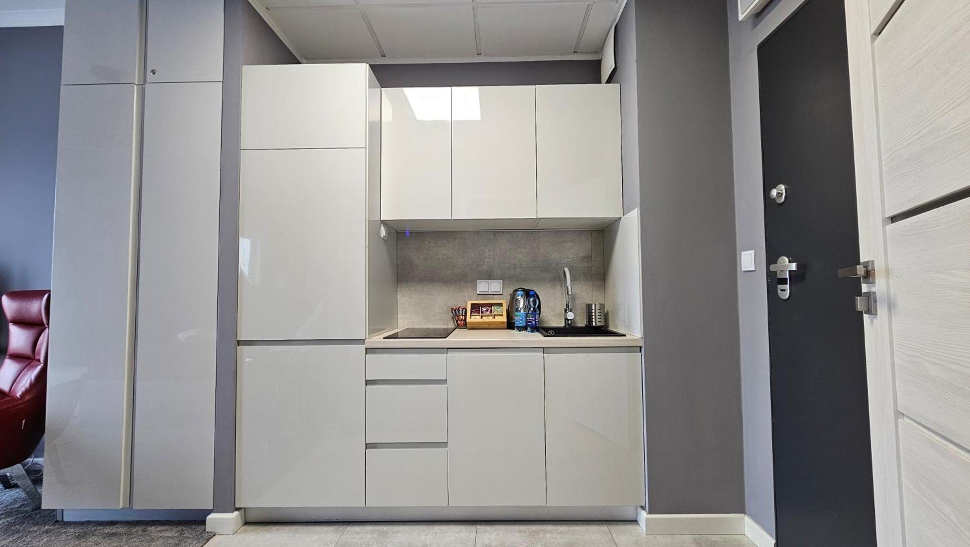 Apartamenty Wola Tower Na Prymasa - Z Widokiem Na City Warsawa Bagian luar foto