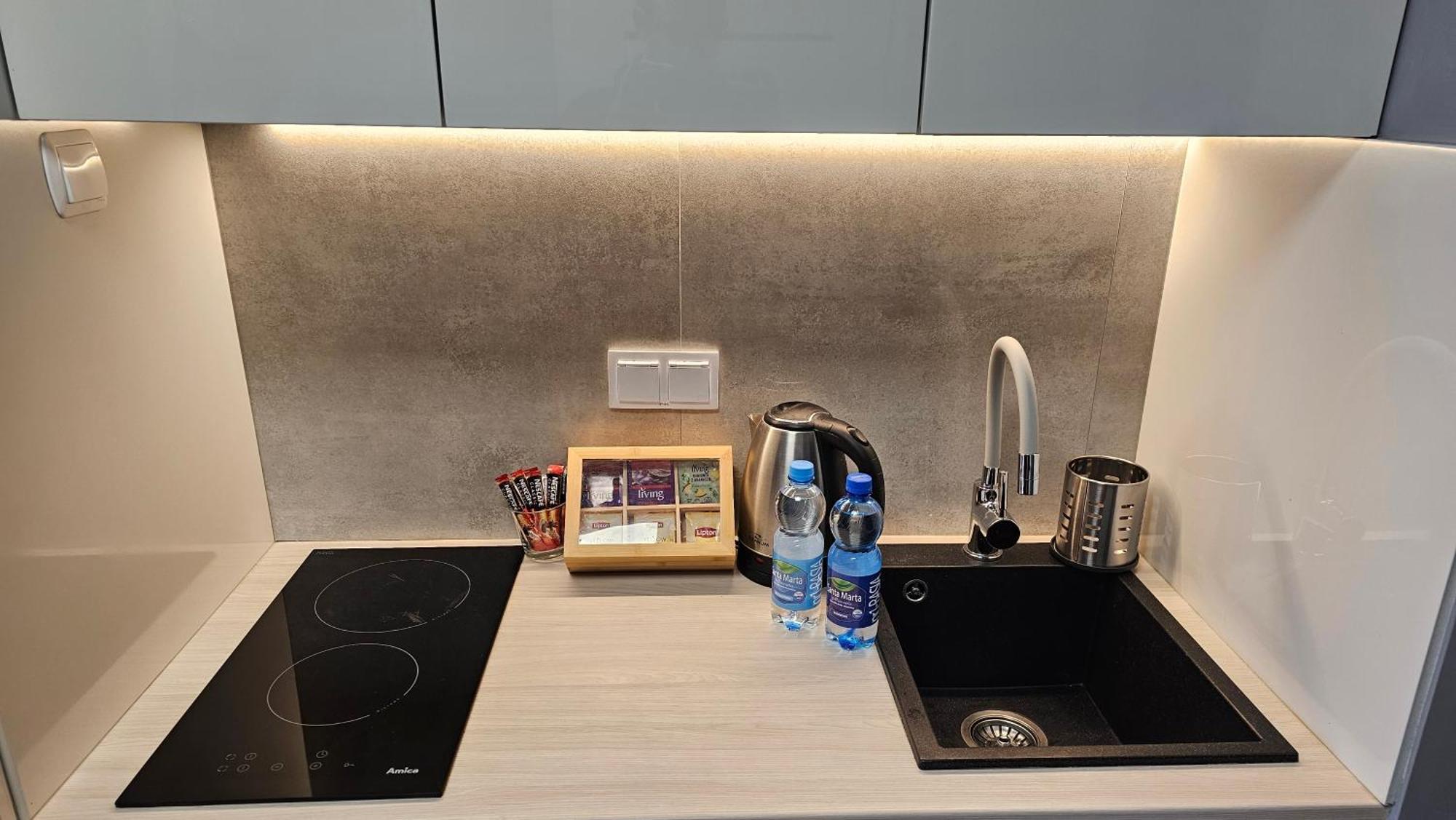 Apartamenty Wola Tower Na Prymasa - Z Widokiem Na City Warsawa Bagian luar foto