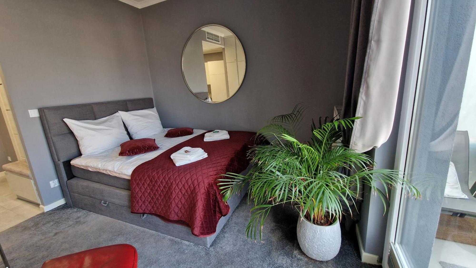 Apartamenty Wola Tower Na Prymasa - Z Widokiem Na City Warsawa Bagian luar foto